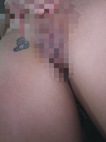 Olá pra quem já me conhece e pra quem não me conhece venha me conhecer garanto que não irão se arrepender sou uma acompanhante tranquila e calma meu atendimento é top prazer imediato 😚 lembrando não sou mecânica gosto de ver o cliente satisfeito e lembrando que atendo com amigas boquete duplo fetiche pra realizar pra vcs meus amores ❤️ 😚