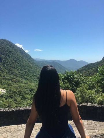Olá sou nova na cidade e tenho local, caso prefira também me desloco para motel ou pousada. Quem vem sempre volta. Vem relaxar um pouco e sair da rotina